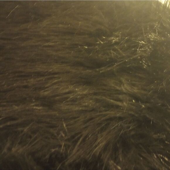Faux fur acrylic sweater vest with front zipper - Picture 6 of 13